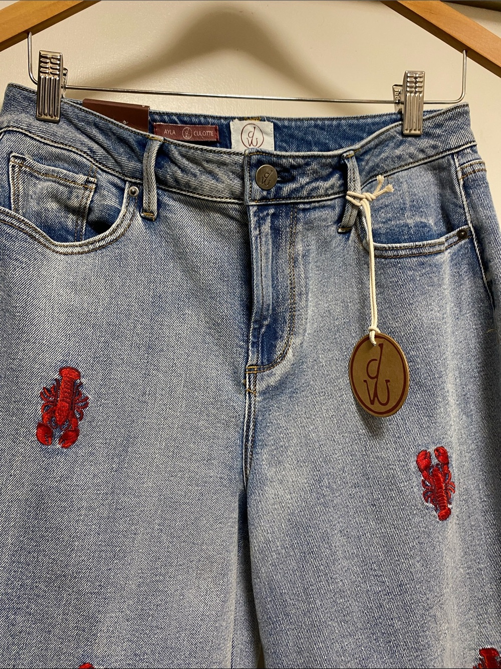 DRIFTWOOD Light Blue Wide-Leg Jeans with Red Embroidered Lobsters - Picture 2 of 12